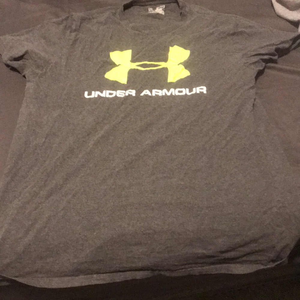 UA tee